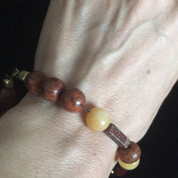 Vintage Beaded Bracelet - Picture 6 of 12